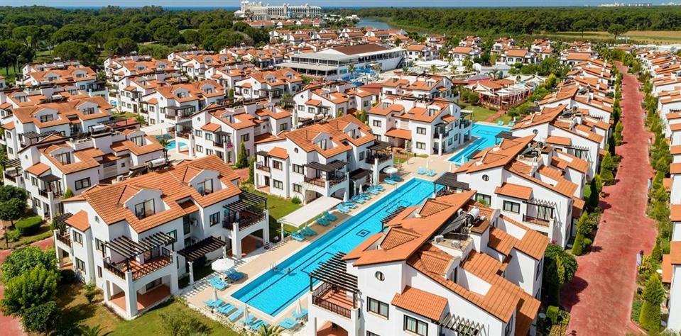 Fun&Sun Two Villas For Big Families Белек Екстериор снимка