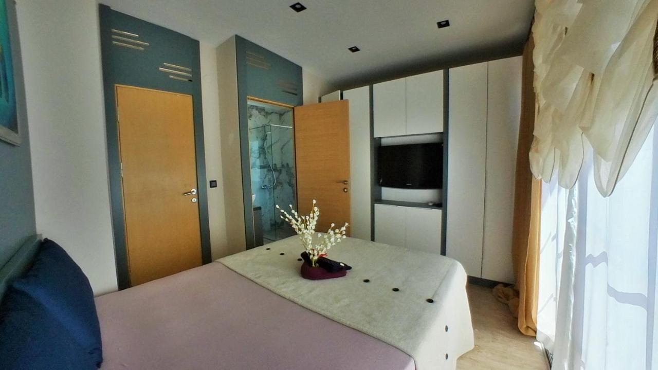 Fun&Sun Two Villas For Big Families Белек Екстериор снимка