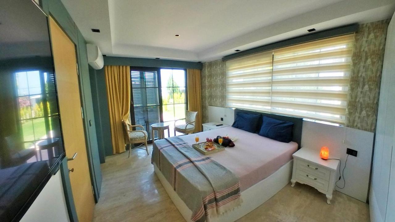 Fun&Sun Two Villas For Big Families Белек Екстериор снимка